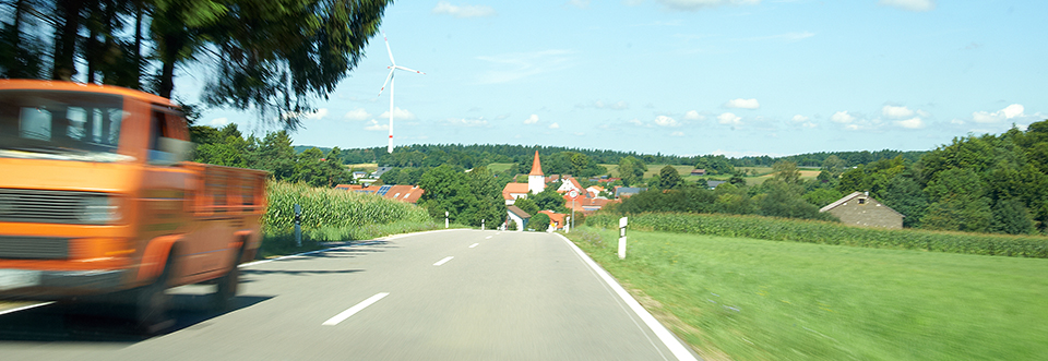 Ortseinfahrt von Traunfeld